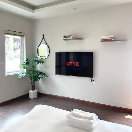 Nhien House Apartment Tay Ho